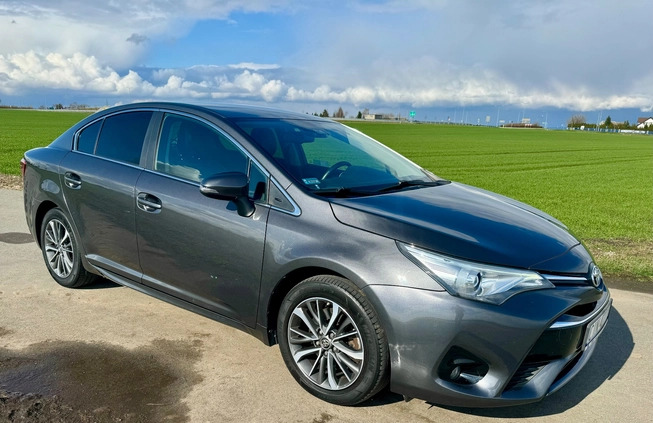 Toyota Avensis cena 67400 przebieg: 92170, rok produkcji 2017 z Bojanowo małe 79